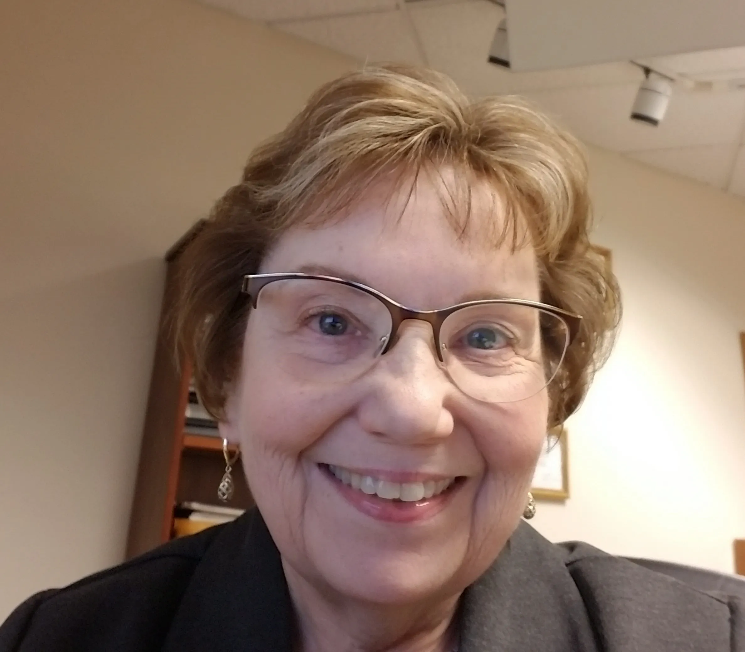 Dr. Debbie Pollard Headshot